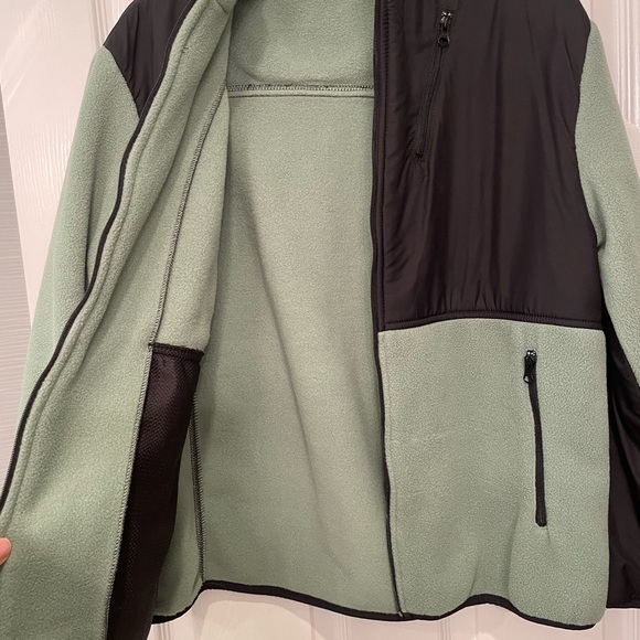 Sterlingwear of Boston woman’s polartec fleece jacket sweatshirt sage green sz M - Picture 4 of 9